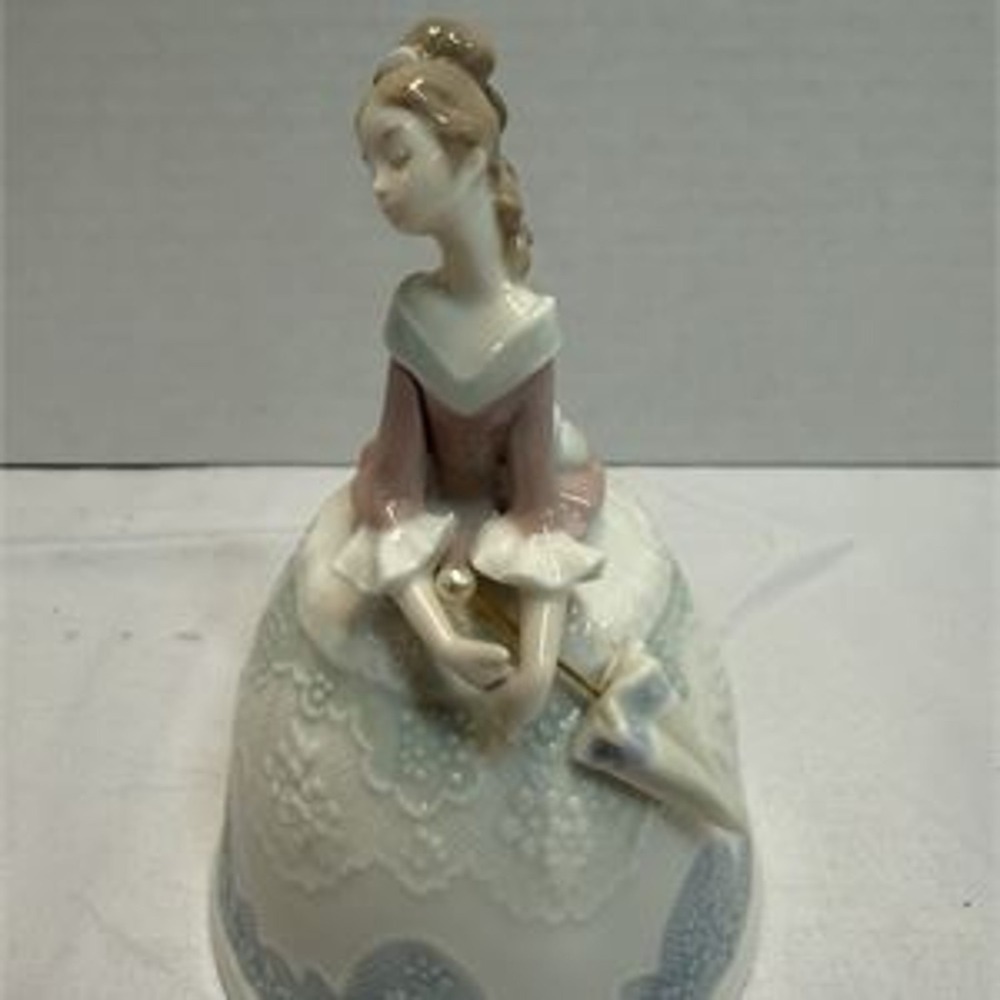 VINTAGE RARE RETIRED LLADRO SOUNDS OF SUMMER 5953 - BELL